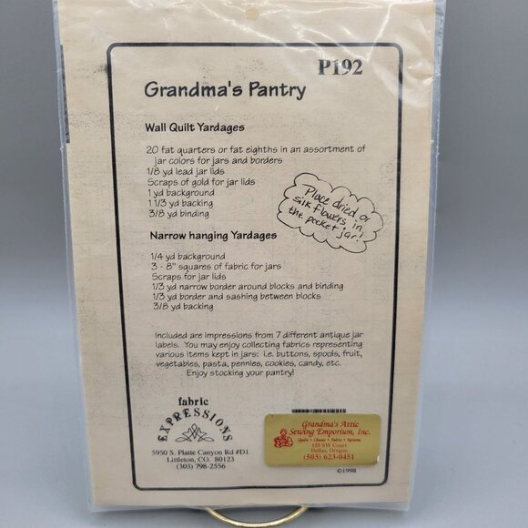 Grandmas Pantry Quilt Pattern Fabric Expressions Large and Small Wall Hanging - Picture 4 of 4